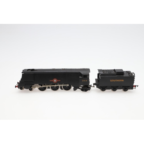 585 - WRENN BOXED 00 GAUGE LOCOMOTIVE - CANADIAN PACIFIC. W2289 Southern Railway Canadian Pacific, 21C5,  ... 