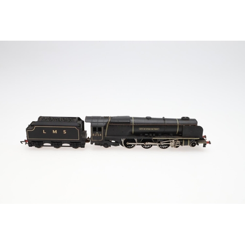 593 - WRENN BOXED 00 GAUGE LOCOMOTIVES - CITY OF LIVERPOOL & STOKE ON TRENT. Both boxed including W2242 LM... 