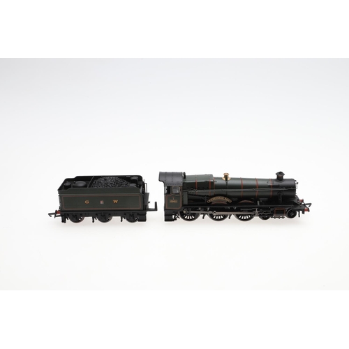 594 - BOXED BACHMANN 00 GAUGE LOCOMOTIVE - RAVENINGHAM HALL & OTHER BOXED LOCOMOTIVES. Model 31-779, 6960 ... 