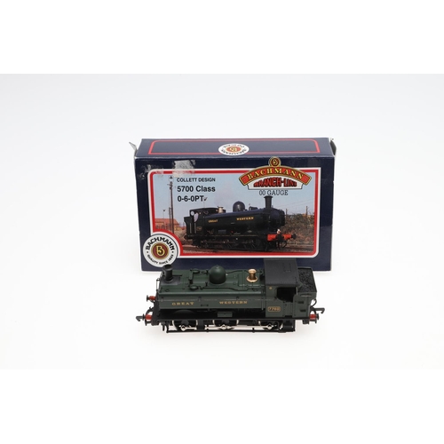 594 - BOXED BACHMANN 00 GAUGE LOCOMOTIVE - RAVENINGHAM HALL & OTHER BOXED LOCOMOTIVES. Model 31-779, 6960 ... 