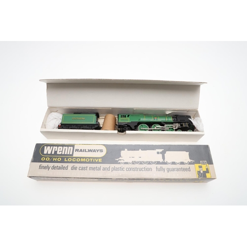 595 - WRENN BOXED 00 GAUGE LOCOMOTIVE - LYME REGIS. A boxed W2237 West Country Southern 'Lyme Regis', 21C1... 