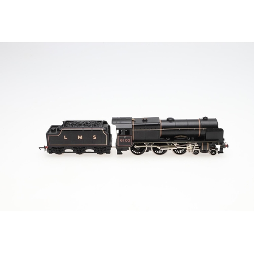 600 - WRENN BOXED RAILWAY 00 GAUGE LOCOMOTIVE - ROYAL SCOT. A boxed W2261 Royal Scot LMS 6102 locomotive a... 