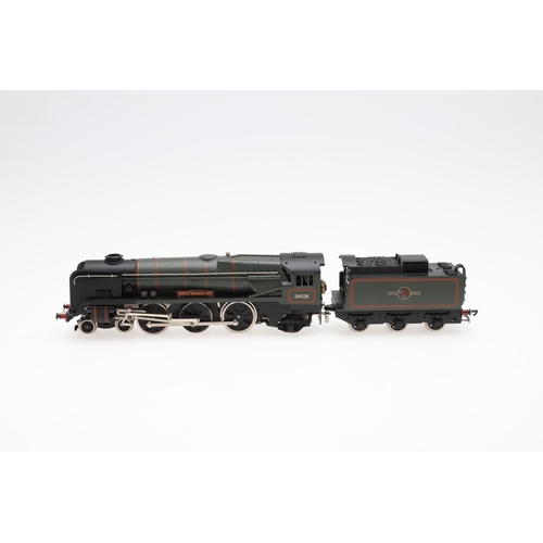 609 - WRENN BOXED 00 GAUGE LOCOMOTIVE - WESTWARD HO. A boxed W2287 West Country Class 'Westward Ho' 34036 ... 