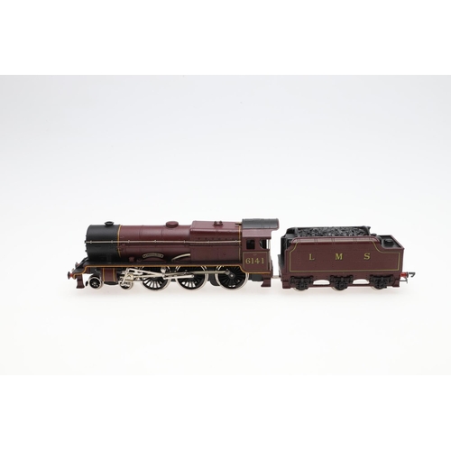 611 - WRENN BOXED 00 GAUGE LOCOMOTIVE - ROYAL SCOT CALEDONIAN. A boxed W2260/A Royal Scot Caledonian LMS l... 