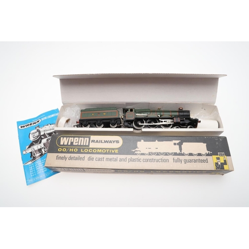 615 - WRENN BOXED LOCOMOTIVES - DEVIZES CASTLE. Two boxed W2222 4-6-0 Castle Class locomotives 'Devizes Ca... 