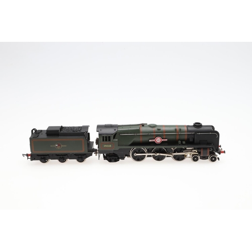 617 - WRENN BOXED 00 GAUGE LOCOMOTIVES - CLUN CASTLE & CLAN LINE. Including W2247 Clun Castle in GWR Green... 