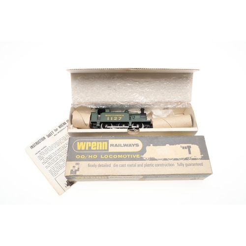 620 - WRENN BOXED 00 GAUGE LOCOMOTIVES. Three boxed locomotives including W2206 31340 Malachite Green tank... 