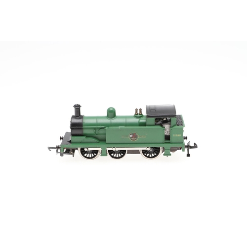 620 - WRENN BOXED 00 GAUGE LOCOMOTIVES. Three boxed locomotives including W2206 31340 Malachite Green tank... 