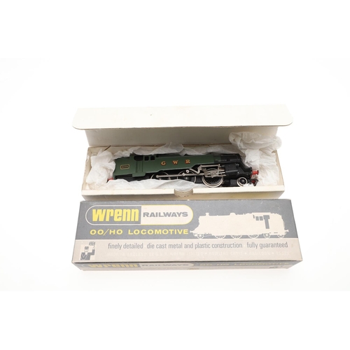 620 - WRENN BOXED 00 GAUGE LOCOMOTIVES. Three boxed locomotives including W2206 31340 Malachite Green tank... 