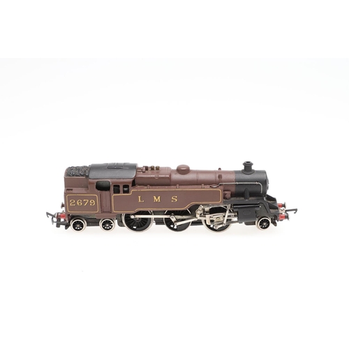 621 - WRENN BOXED 00 GAUGE LOCOMOTIVES - LMS. Two boxed W2219 LMS 2679 tank locomotives, also with a boxed... 