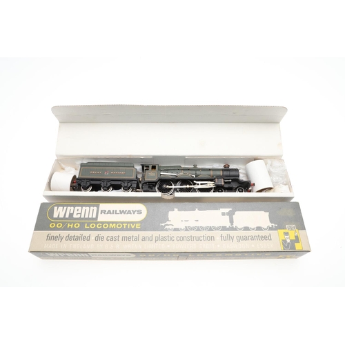 623 - WRENN BOXED 00 GAUGE LOCOMOTIVES - DEVIZES CASTLE & CLUN CASTLE. Including W2222 GWR Devizes Castle ... 