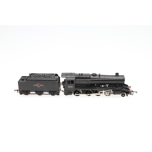 629 - WRENN BOXED 00 GAUGE LOCOMOTIVES INCLUDING DUCHESS OF HAMILTON. Including W2224A BR black freight lo... 