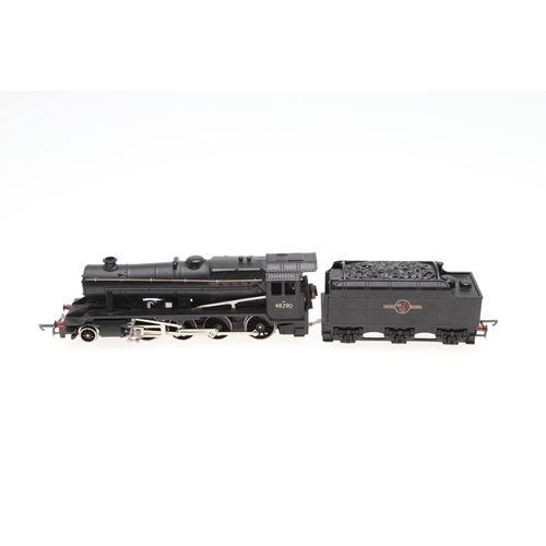 629 - WRENN BOXED 00 GAUGE LOCOMOTIVES INCLUDING DUCHESS OF HAMILTON. Including W2224A BR black freight lo... 