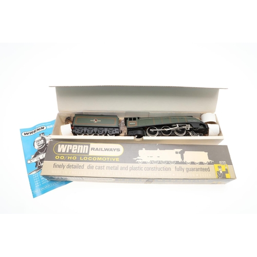 630 - WRENN BOXED 00 GAUGE LOCOMOTIVES - MALLARD. Including W2210 Blue Mallard 4468, and W2211 Green Malla... 