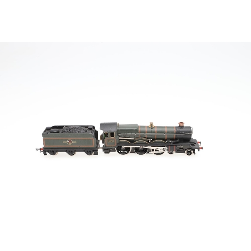 632 - WRENN BOXED 00 GAUGE LOCOMOTIVES - DORCHESTER & CARDIFF CASTLE. Including W2236 West Country Class D... 