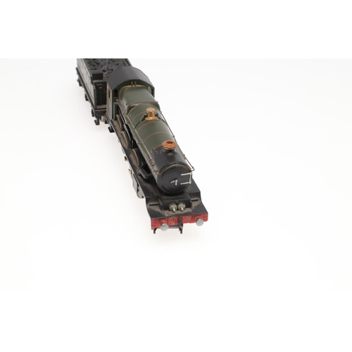 634 - WRENN 00 GAUGE LOCOMOTIVES INCLUDING GRENADIER GUARDSMAN. Including, W2262 Grenadier Guardsman 46110... 