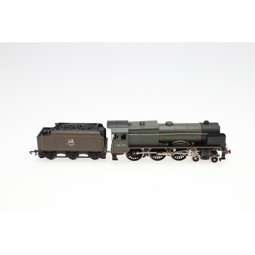 634 - WRENN 00 GAUGE LOCOMOTIVES INCLUDING GRENADIER GUARDSMAN. Including, W2262 Grenadier Guardsman 46110... 