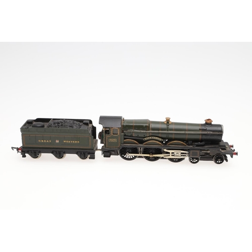 634 - WRENN 00 GAUGE LOCOMOTIVES INCLUDING GRENADIER GUARDSMAN. Including, W2262 Grenadier Guardsman 46110... 