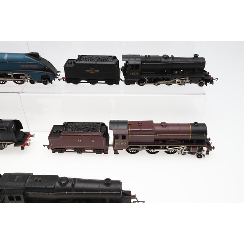 636 - WRENN 00 GAUGE LOCOMOTIVES. A qty of unboxed Wrenn locomotives including Barnstaple 34005, Sir Nigel... 