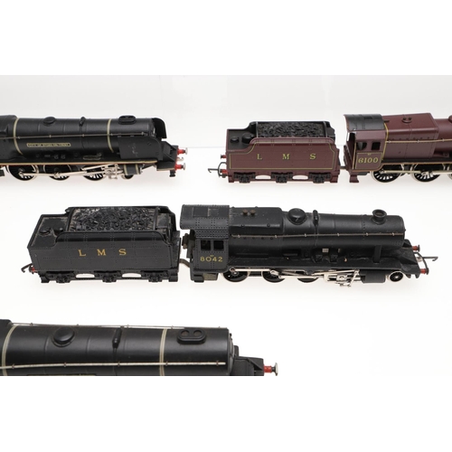 636 - WRENN 00 GAUGE LOCOMOTIVES. A qty of unboxed Wrenn locomotives including Barnstaple 34005, Sir Nigel... 