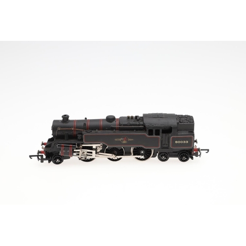 637 - WRENN 00 GAUGE LOCOMOTIVES. Including W2218 80033 tank locomotive, Clun Castle 7029 (wrong box with ... 