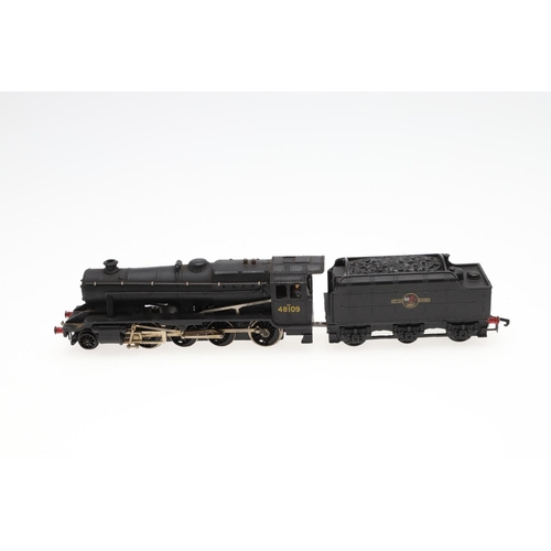 638 - WRENN 00 GAUGE LOCOMOTIVES. Including W2224 48109 locomotive, W2213 Peregrine 4903, and W2226 City o... 