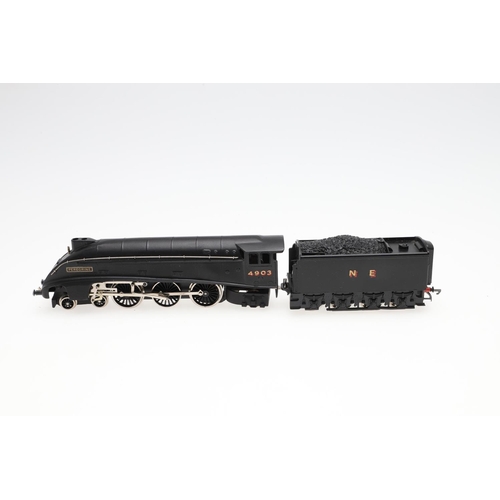 638 - WRENN 00 GAUGE LOCOMOTIVES. Including W2224 48109 locomotive, W2213 Peregrine 4903, and W2226 City o... 