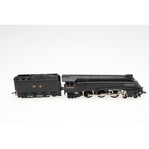 638 - WRENN 00 GAUGE LOCOMOTIVES. Including W2224 48109 locomotive, W2213 Peregrine 4903, and W2226 City o... 