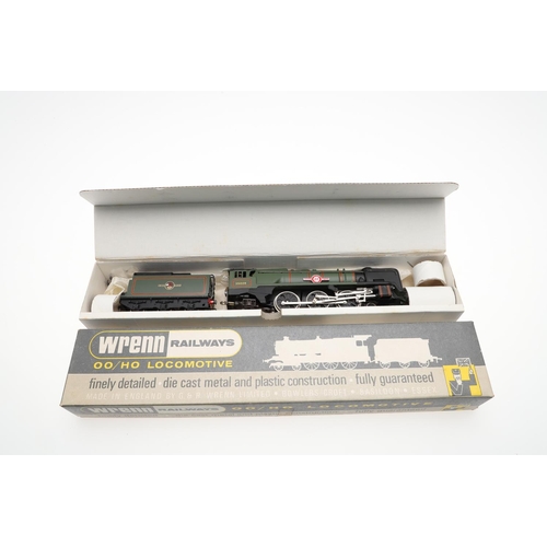 647 - WRENN BOXED 00 GAUGE BOXED LOCOMOTIVES - CLAN LINE. Two boxed W2238 Clanline BR Green 35028 locomoti... 