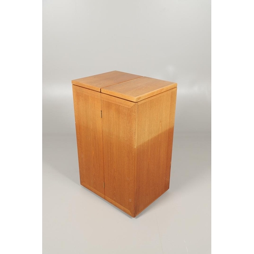 656 - RENO WAHL IVERSEN FOR DYRLUND, MID CENTURY COCKTAIL CABINET. A folding teak cocktail cabinet, with a... 