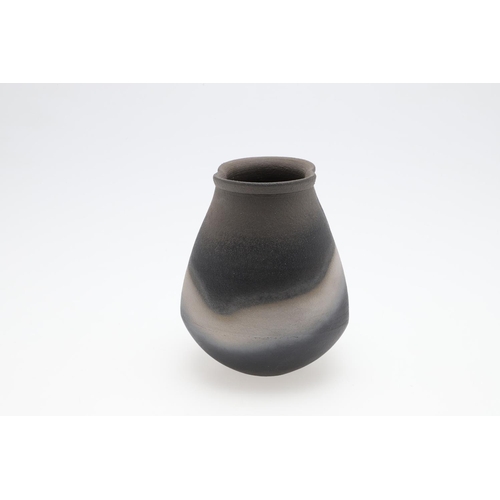 706 - JOHN LEACH (1939-2021) - BLACK BURNISHED STUDIO POTTERY VASES. Four various stoneware vases with a b... 