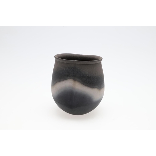 706 - JOHN LEACH (1939-2021) - BLACK BURNISHED STUDIO POTTERY VASES. Four various stoneware vases with a b... 