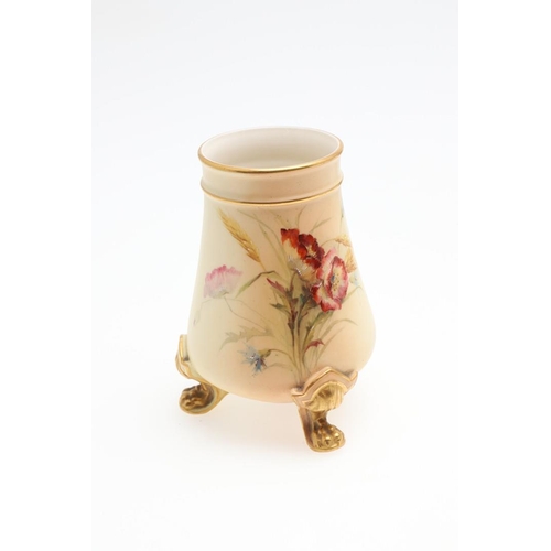 746 - ROYAL WORCESTER SIGNED VASE BY EDWARD SALTER & OTHER PORCELAIN ITEMS. A small Royal Worcester vase p... 