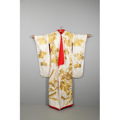 821 - JAPANESE CREAM SILK EMBROIDERED KIMONO, & ANOTHER SILK EMBROIDERED KIMONO. A 20thc large cream silk ... 