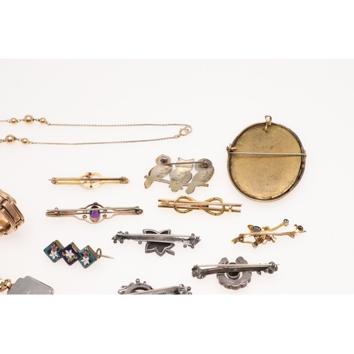 831 - A QUANTITY OF JEWELLERY. including six assorted gold and gem set brooches, various silver brooches, ... 