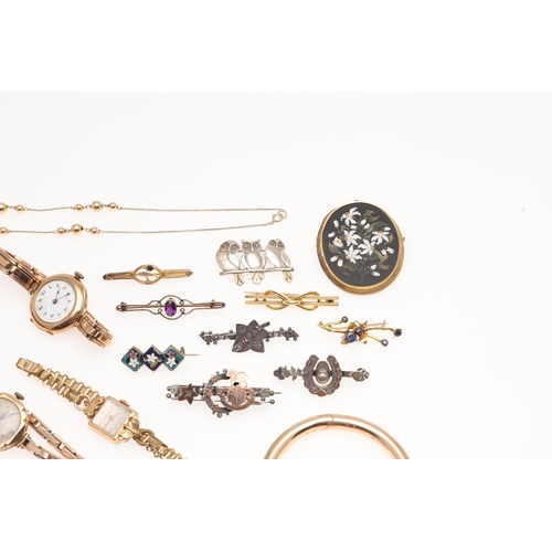 831 - A QUANTITY OF JEWELLERY. including six assorted gold and gem set brooches, various silver brooches, ... 