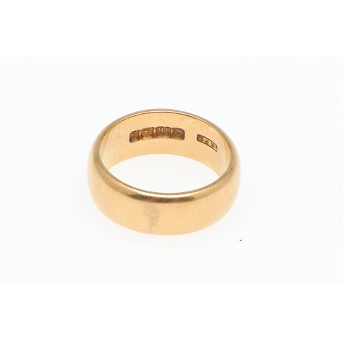 891 - AN 18CT GOLD WEDDING BAND. with engraved decoration, 4.5 grams, size R, together with a wide 18ct go... 