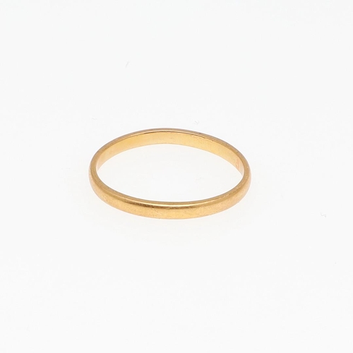 896 - A 14CT GOLD SIGNET RING. engraved with a crest, 9.3 grams, size H, together with a 22ct gold wedding... 