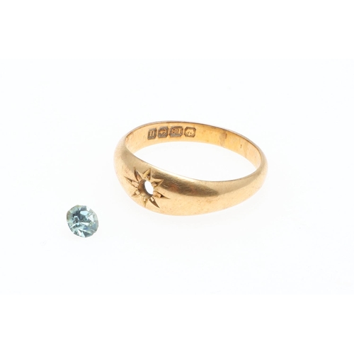 900 - A 22CT GOLD WEDDING BAND. 4.9 grams, size Q, together with another 22ct gold wedding band, 2.5 grams... 