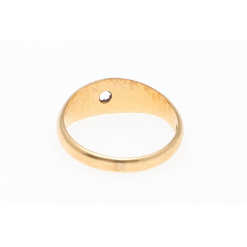 900 - A 22CT GOLD WEDDING BAND. 4.9 grams, size Q, together with another 22ct gold wedding band, 2.5 grams... 