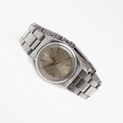 946 - A GENTLEMAN'S STAINLESS STEEL OYSTER WRISTWATCH BY TUDOR. the signed circular dial with baton numera... 