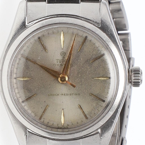 946 - A GENTLEMAN'S STAINLESS STEEL OYSTER WRISTWATCH BY TUDOR. the signed circular dial with baton numera... 