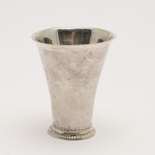 127 - A LATE 18TH CENTURY SWEDISH FLARED BEAKER. with scratch engraved decoration around the sides and wri... 