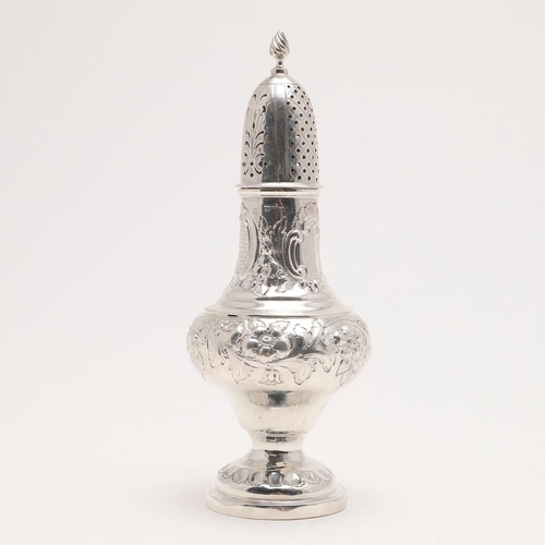 177 - A LATE VICTORIAN VASE-SHAPED SUGAR CASTER. the body decorated with embossed floral scrolls and a vac... 