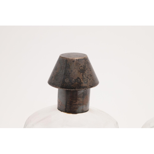 186 - A GEORGE V RECTANGULAR SPIRIT FLASK. with rounded corners, a hinged twist cap, crested & inscribed, ... 