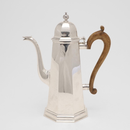 247 - A MODERN OCTAGONAL COFFEE POT. slightly tapering and with a wooden scroll handle, by William Walter ... 