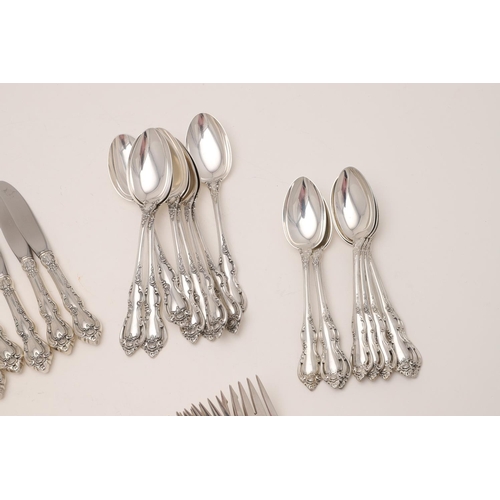 29 - A MODERN CASED PART-CANTEEN OF NORTH AMERICAN FLATWARE & CUTLERY. 