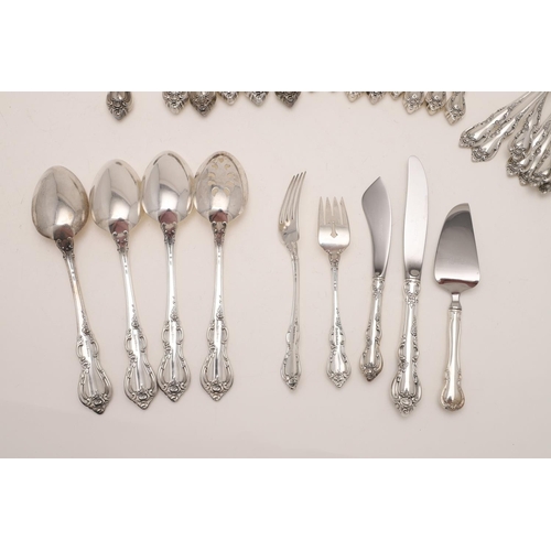 29 - A MODERN CASED PART-CANTEEN OF NORTH AMERICAN FLATWARE & CUTLERY. 