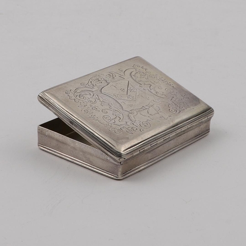 354 - A RECTANGULAR ENGRAVED SNUFF BOX. the cover with a coat of arms in a foliate scroll surround, inscri... 