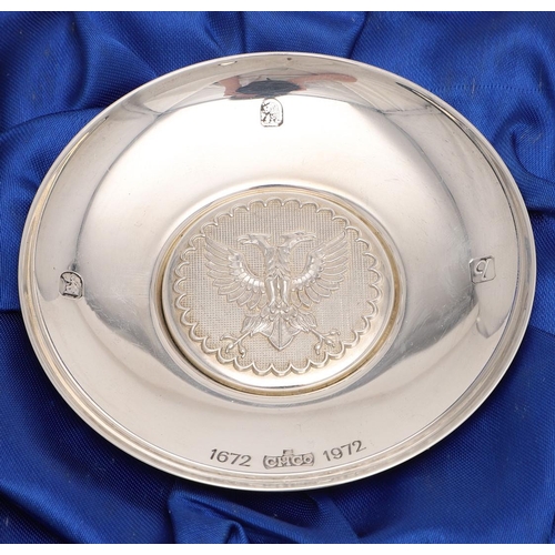 382 - THREE MODERN CASED COMMEMORATIVE BRITANNIA-STANDARD DISHES. made to commemorate the 300th anniversar... 